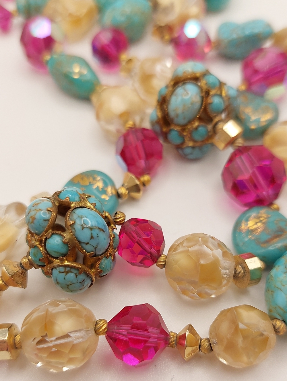 HATTIE CARNEGIE 3-Strand Vtg Blue Ceramic, AB Fuchsia Glass Choker Necklace MCM - Picture 15 of 16